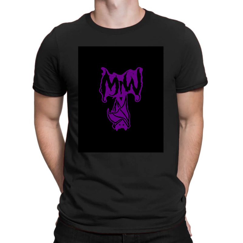 Bat Purple Motionless T-shirt | Artistshot