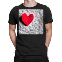 The Lonely Heart T-shirt | Artistshot