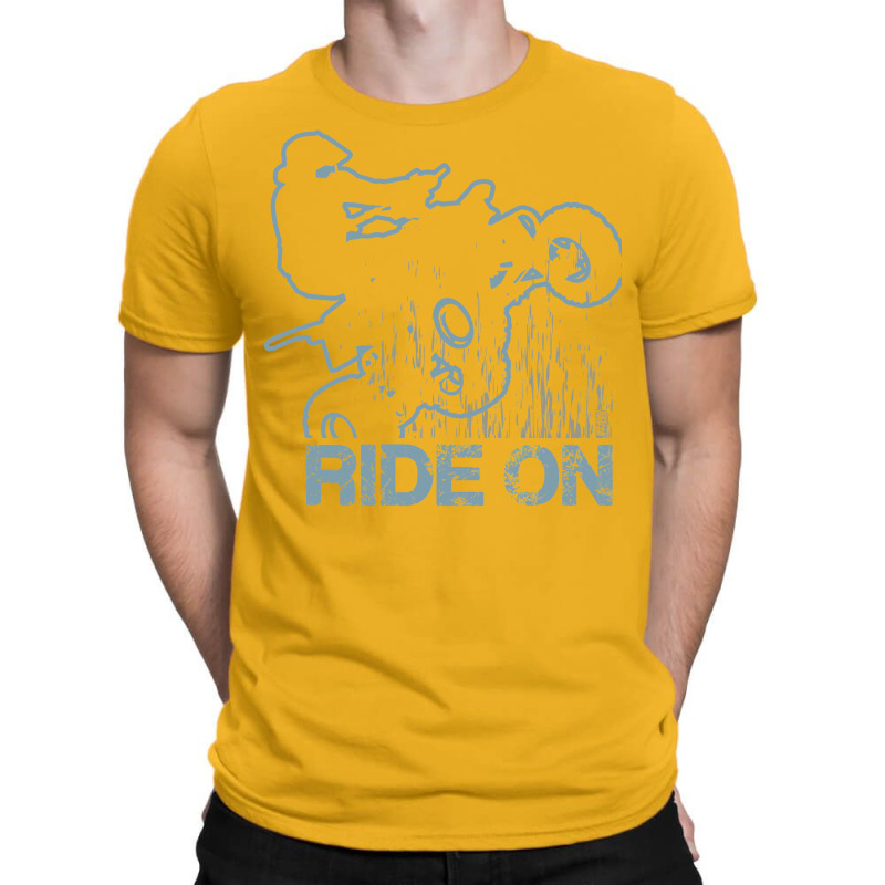 Quad Atv Rider On Race T-shirt | Artistshot