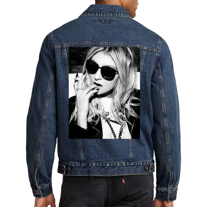 Taylor Momsen Bw Men Denim Jacket | Artistshot