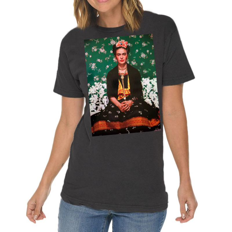 Frida Kahlo Gracefully Girl Vintage T-Shirt by GiaMuller | Artistshot