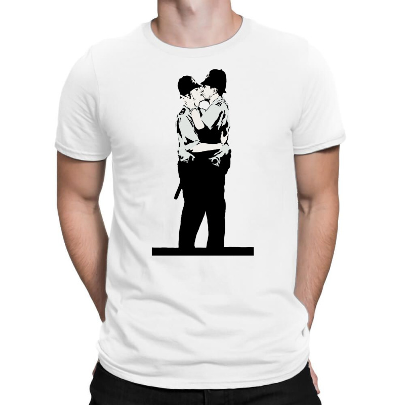 Kissing Coppers T-shirt | Artistshot