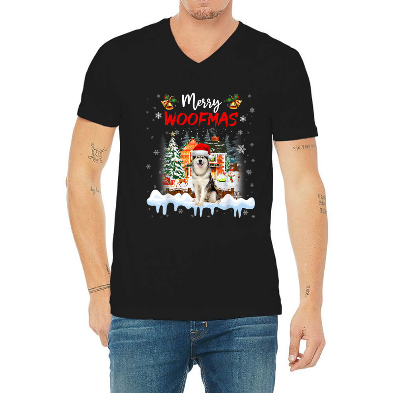 Merry Woofmas Alaskan Malamute Christmas Tree Dog  V-neck Tee | Artistshot