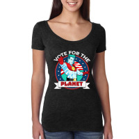 Planet Women's Triblend Scoop T-shirt | Artistshot