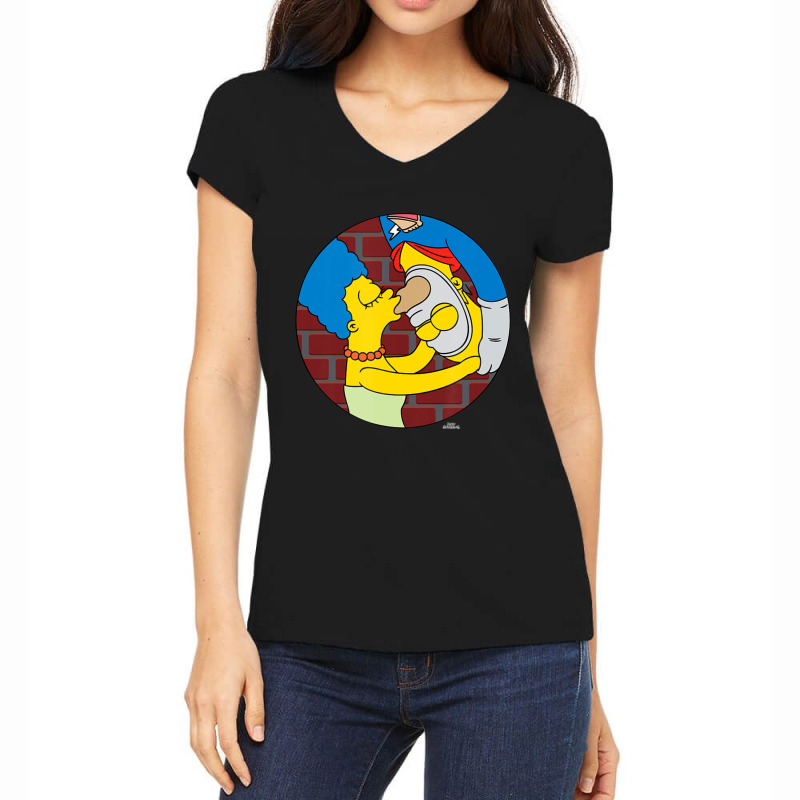 The Simpsons Marge And Homer Pie Man Upside Down K Women's V-Neck T-Shirt by longdanouj | Artistshot