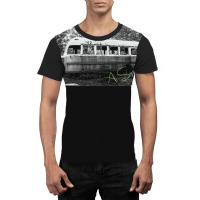 Magic Bus Graphic T-shirt | Artistshot