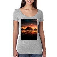 Pyramids Women's Triblend Scoop T-shirt | Artistshot