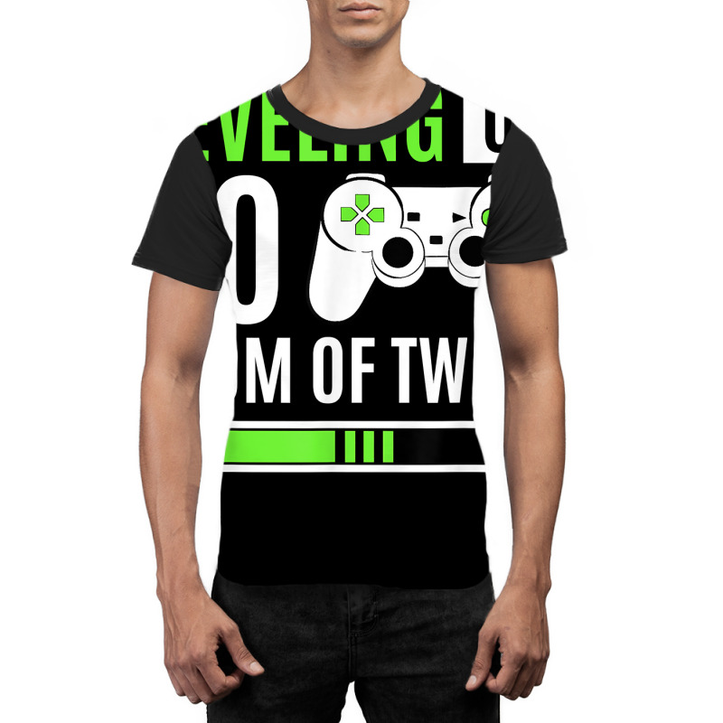 Leveling Up To Mom Of Twins Gaming Gender Reveal C Graphic T-shirt | Artistshot