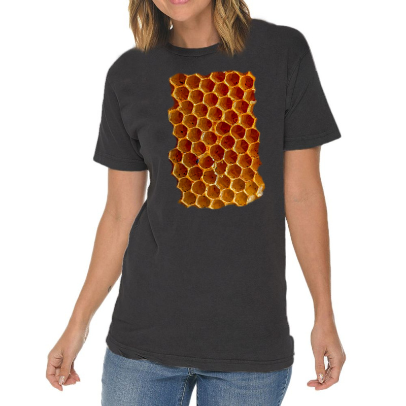 Honeycomb Red Vintage T-Shirt by reuletrevere8 | Artistshot