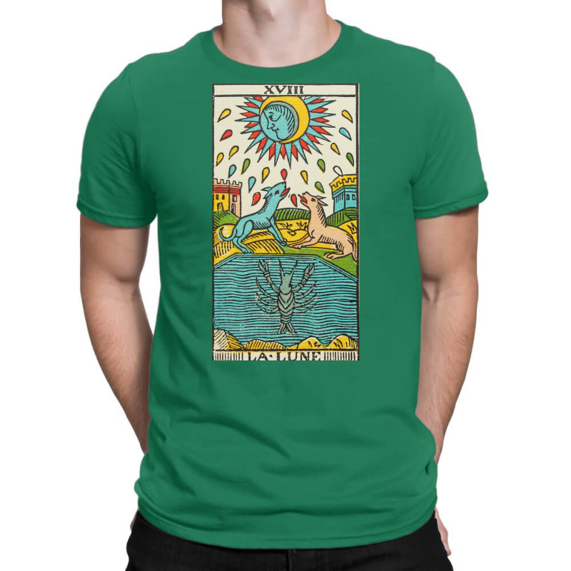 Tarot   The Moon 1 T-Shirt by bielommatessm | Artistshot