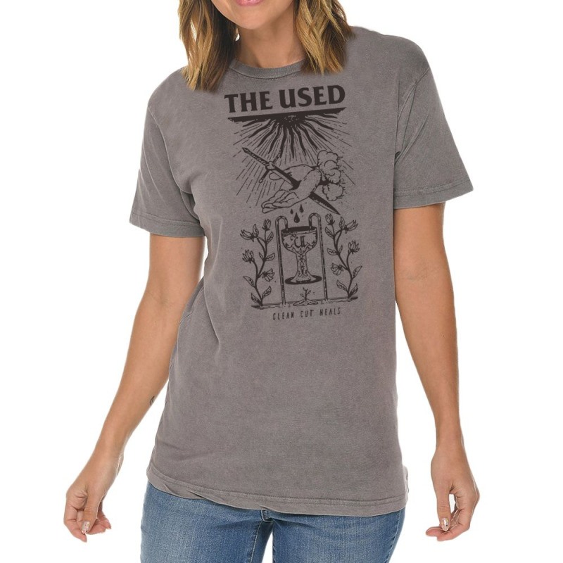 The U S E D Classic Vintage T-shirt | Artistshot