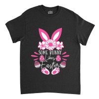 Easter Bunny Egg Hunting 2 Classic T-shirt | Artistshot