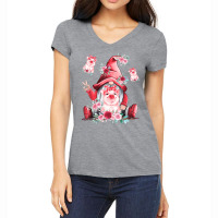 Cute Women Flower Pig Lover Gnome Pink Pig Lover F Women's V-neck T-shirt | Artistshot