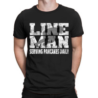 Vintage Football Lineman Saying   Serving Pancakes T-shirt | Artistshot