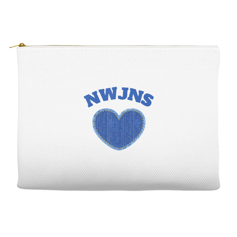 Newjeans Kpop New Jeans T Shirt Accessory Pouches | Artistshot