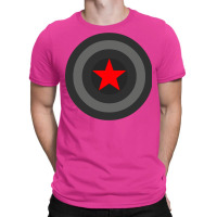 Black And White Shield With Red Star T-shirt | Artistshot