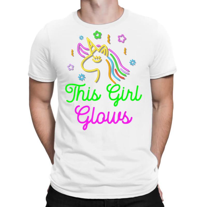 This Girl Glows Retro 80s Birthday Party Eighties T-shirt | Artistshot