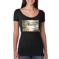 Classic Red Barn And Snow Scene Women's Triblend Scoop T-shirt | Artistshot