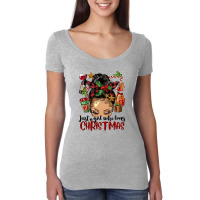 Just A Girl Who Loves Christmas Afro Messy Bun Lig Women's Triblend Scoop T-shirt | Artistshot