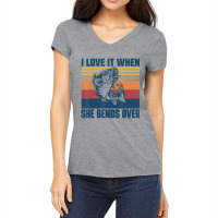 Vintage Bass Fishing Fisherman I Love It When She Women's V-neck T-shirt | Artistshot