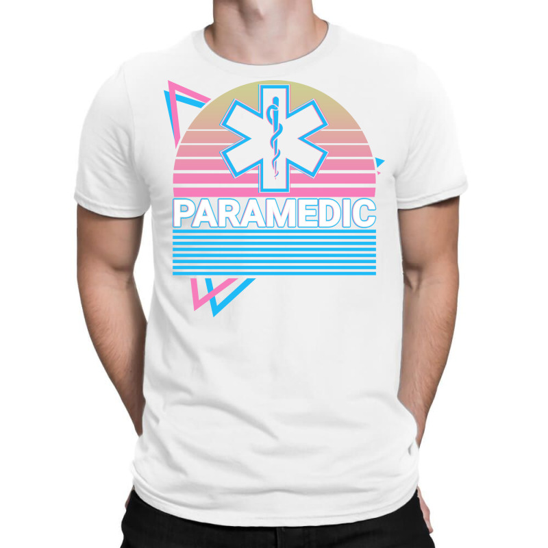 Paramedic Nurse Medic Ems Emt Lifesaver Retro Gift T-Shirt by bhubanbutjaz | Artistshot