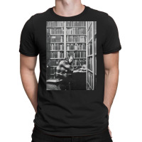 Shirley Jackson T-shirt | Artistshot