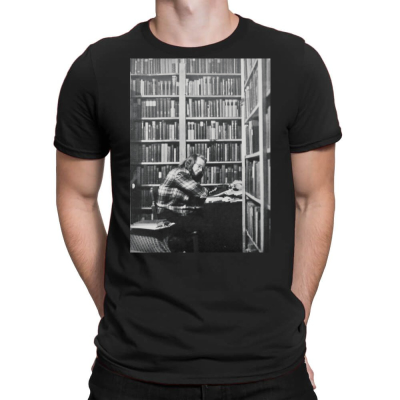 Shirley Jackson T-shirt | Artistshot