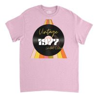 Vintage Limited Edition 1960 To 2000 Girl Classic T-shirt | Artistshot