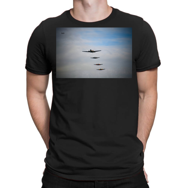 Airplanes Propellerdriven Airplanes Girl T-shirt | Artistshot