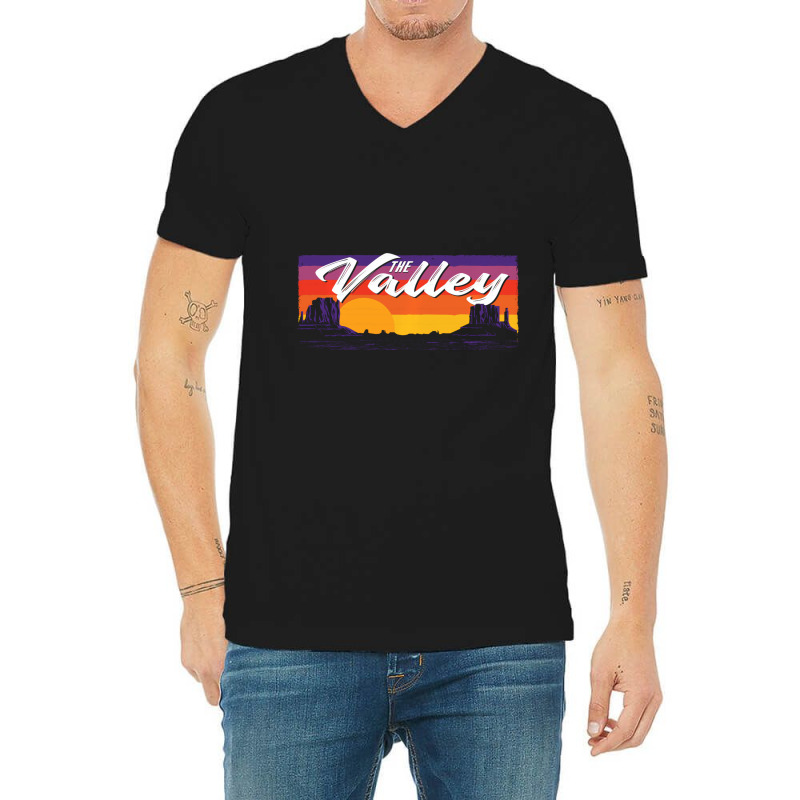 Vintage The Valley Phoenix Az Pullover Hoodie V-neck Tee | Artistshot