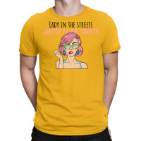 Lady In The Streets Nostalgia T-shirt | Artistshot