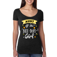 Aunt Of The Bee Day Girl Cute Bee Day Family Party Women's Triblend Scoop T-shirt | Artistshot