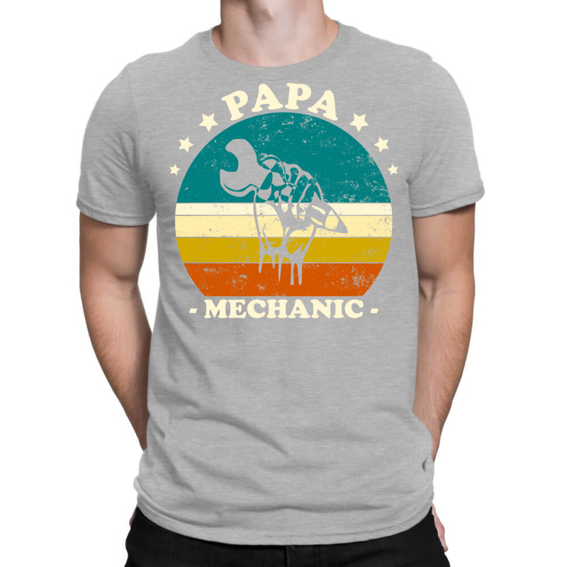 Papa Mechanic Vintage Red T-shirt | Artistshot