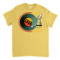 Vintage 1960 Birthday  Im  Birthday  Retro Vinyl Q Classic T-shirt | Artistshot