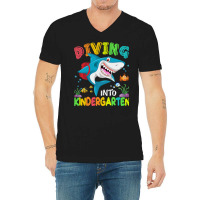 Diving Into Kindergarten Shark Back To School Humo V-neck Tee | Artistshot