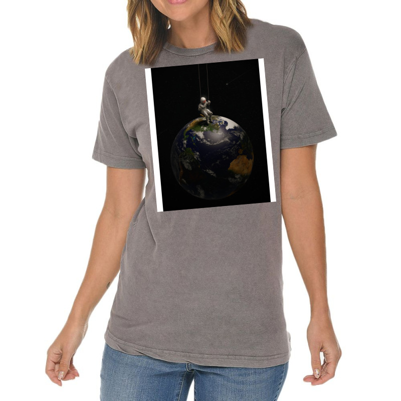 Earth Is My Playground Cute Vintage T-Shirt by kosicnarwarw | Artistshot