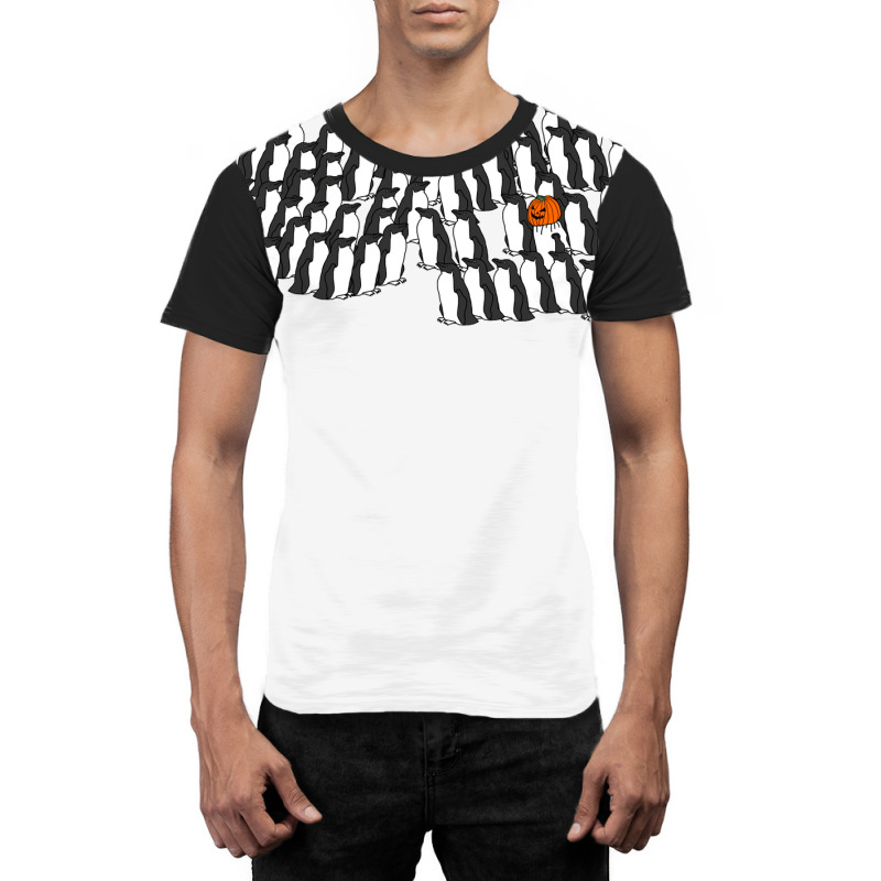 Penguin Waddle In Halloween Horror Pumpkin Ghost C Graphic T-shirt | Artistshot