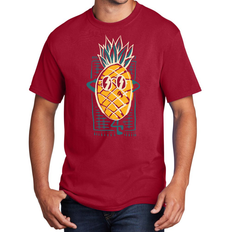 Pineapple Sunbathe Basic T-shirt by Quilimo | Artistshot