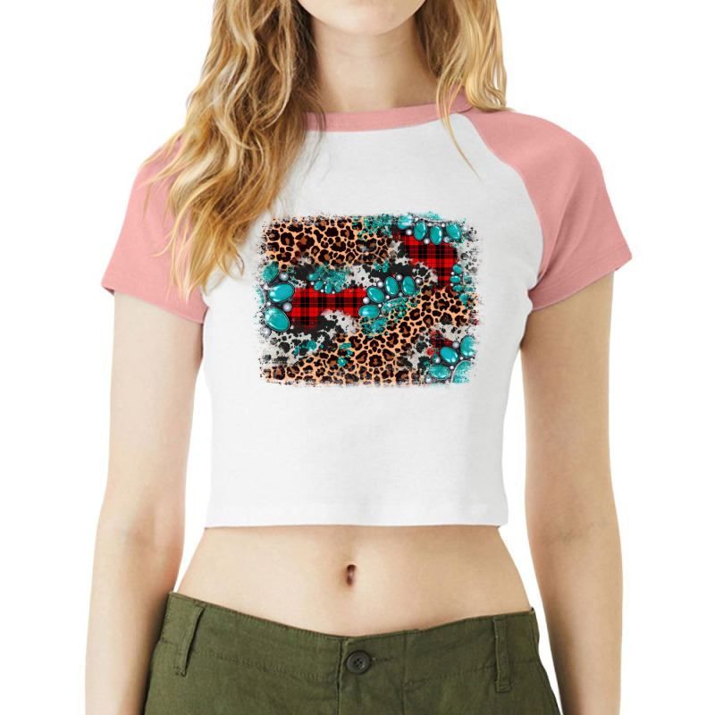 Gemstone Leopard Christmas Background Raglan Crop Top | Artistshot