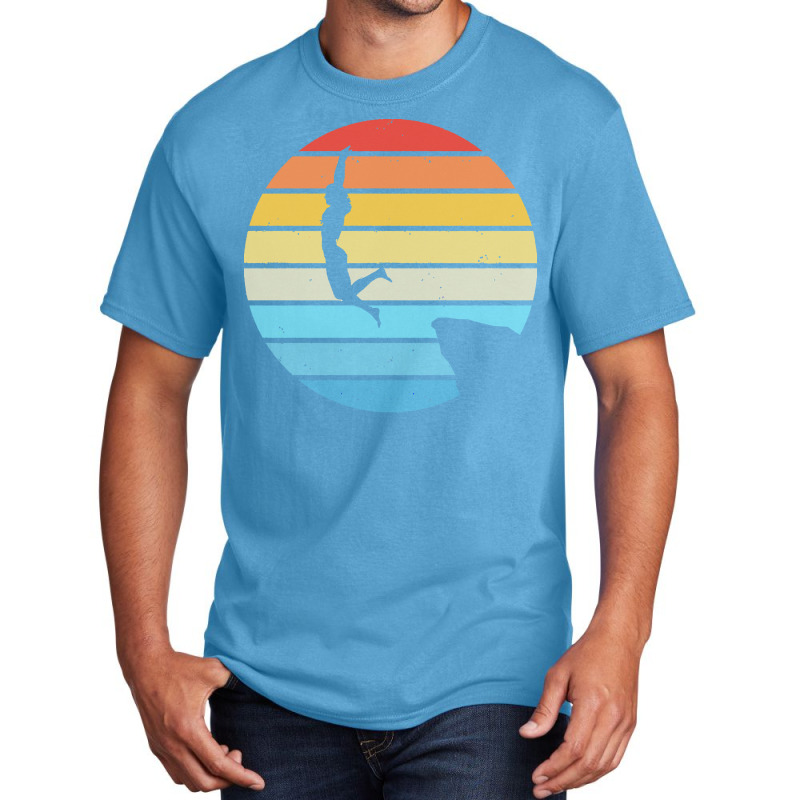 Scuba Diving T  Shirt Cliff Diving Silhouette On A Distressed Retro Su Basic T-shirt | Artistshot