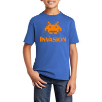 Alien Invasion   Retro Video Game Basic Youth T-shirt | Artistshot