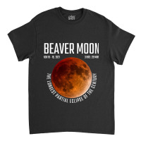 Beaver Moon The Longest Partial Lunar Eclipse Classic T-shirt | Artistshot