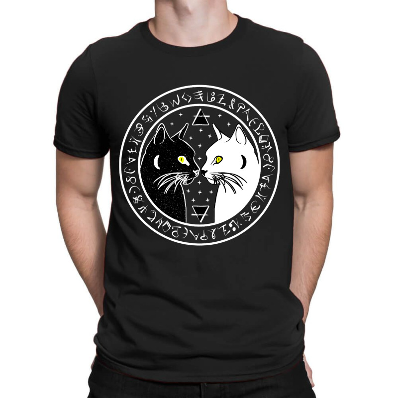 Black Cat Witch Wicca Crescent Moon Norse Rune Pag T-shirt | Artistshot