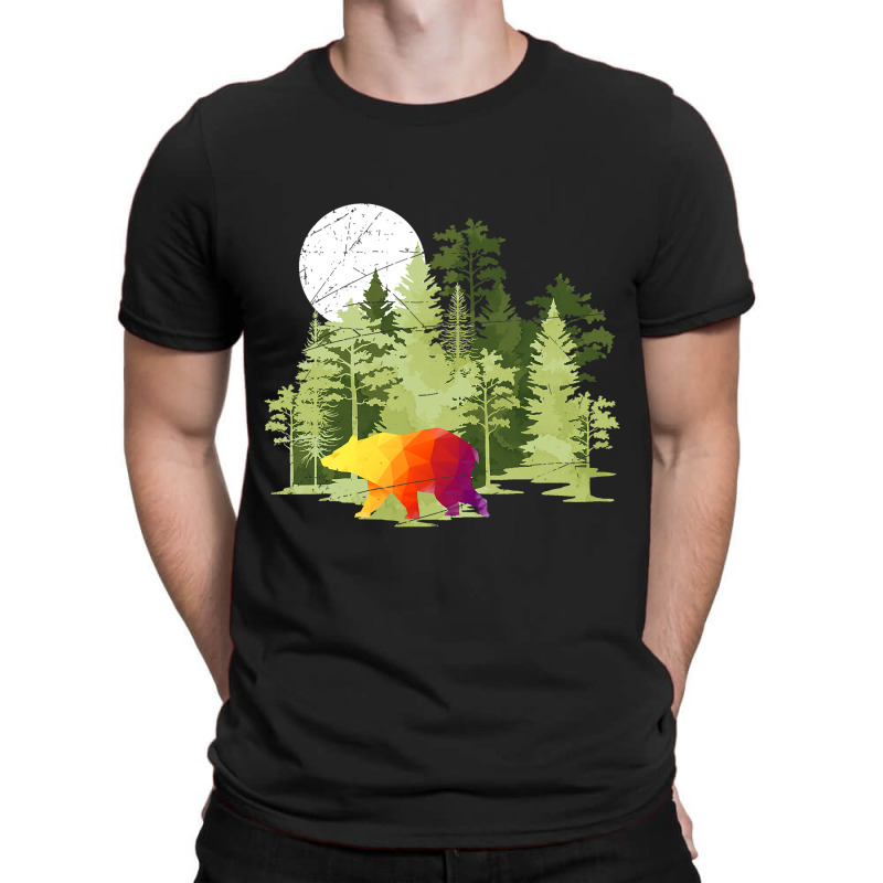 Full Moon Brown Bear Outdoor Nature Wildlife Anima T-shirt | Artistshot