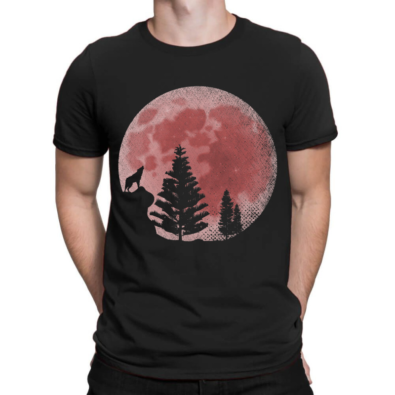 Full Moon Forest Animal Predator Red Moon Howling  T-shirt | Artistshot