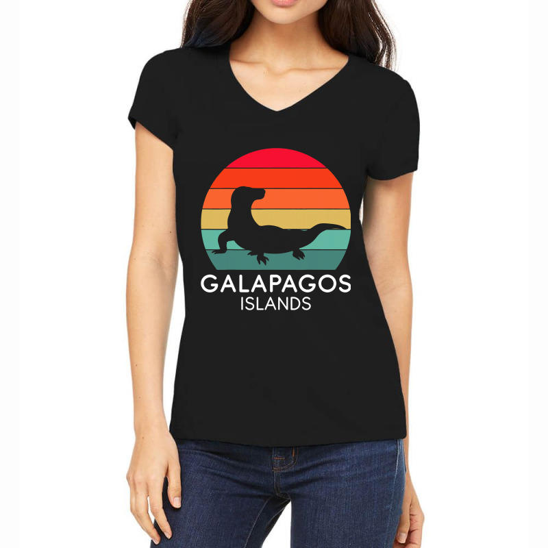 Galapagos Islands National Park Lizard Ecuador Oce Women's V-Neck T-Shirt by RemmiGowin | Artistshot