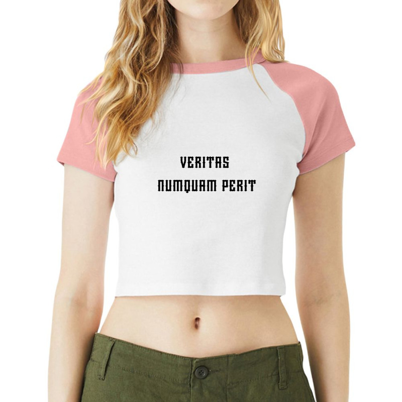 Veritas Numquam Perit Johnny Quote Verdict2 Raglan Crop Top by yenalsardao | Artistshot