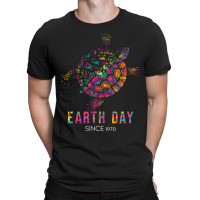 Turtle Environmental Protection Earth Day Since 19 T-shirt | Artistshot