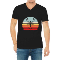 Vintage Zodiac Sign Scorpion V-neck Tee | Artistshot