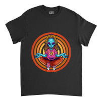 Trippy Meditating Hippie Alien Extraterrestrial Pe Classic T-shirt | Artistshot